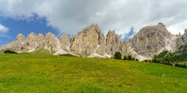 Bergslandskap Sommaren Längs Vägen Till Gardena Pass Dolomiter Bolzanoprovinsen Trentino — Stockfoto