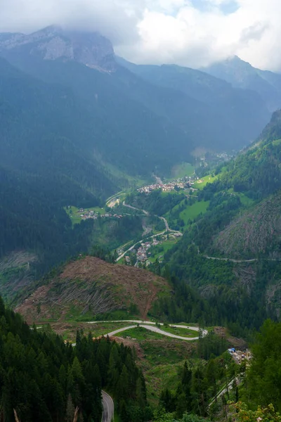 Paesaggio Montano Estate Lungo Strada Colle Santa Lucia Dolomiti Provincia — Foto Stock