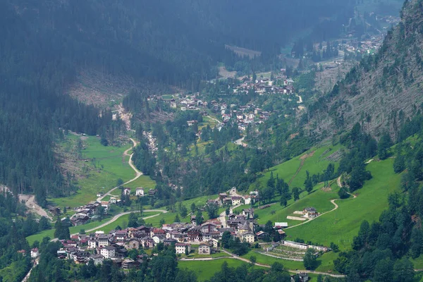 Mountain Landscape Summer Road Colle Santa Lucia Dolomites Belluno Province — Stock Photo, Image