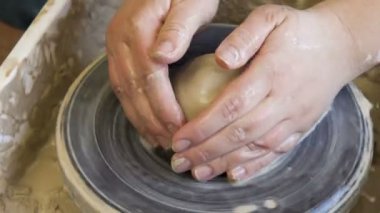 Seramik Atölyesi el yapımı craft esnaf kil tekerlek