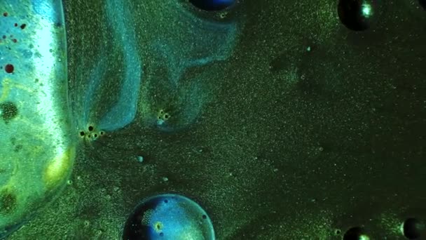 flux d'encre déchets toxiques fluide peinture verte mouvement 