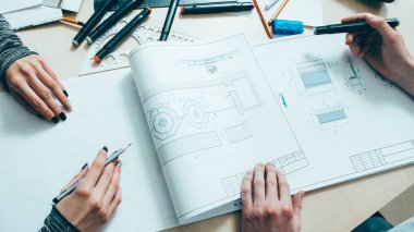 iç tasarım mimar takım çalışması mühendisleri