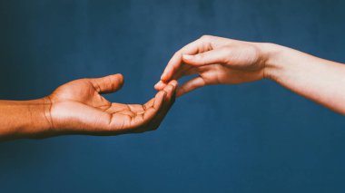 Romantik uluslararası ilişkiler aşk bakımı