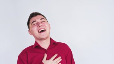 Neşeli adam portresi Komik şaka Gülen adam