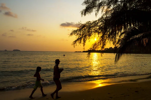 Voyageur Coucher Soleil Koh Chang Thaïlande — Photo