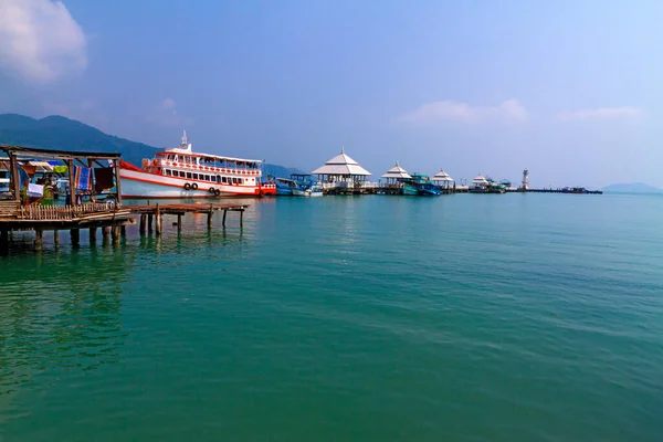 Porto Baía Bangbao Bonito Com Mar Koh Chang Tailândia — Fotografia de Stock