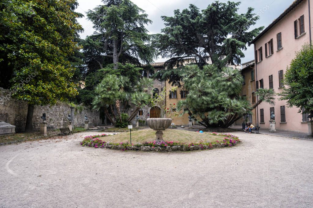 costagliola