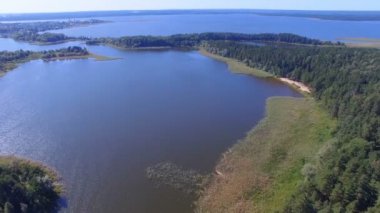 Seliger Gölü üzerinde adalar ve kasaba hava görünümü, Rusya