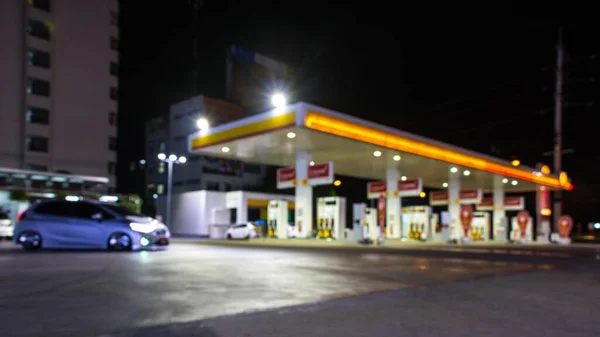 Iluminación Atmósfera Difumina Gasolinera Por Noche — Foto de Stock