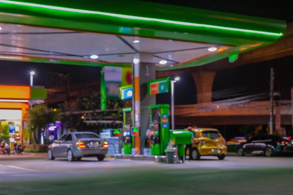 Atmoszféra Világítás Elmosódott Benzinkútnál Éjszaka — Stock Fotó