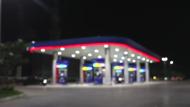 Beleuchtung Tankstelle Der Nacht Verschwommen — Stockvideo