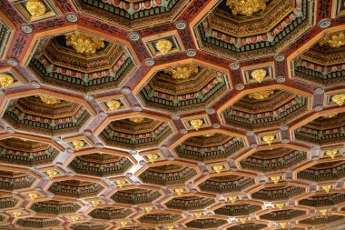 Antika ahşap ornamentet doku tavan