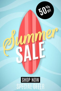Yaz satışı el ilanı. Kırmızı sörf tahtası ve kaligrafi metin. Çizgi film düz stil. Yazı. Büyük indirimler. Poster web mağaza için. Deniz suyu ve dalgalar. Vektör çizim. EPS 10