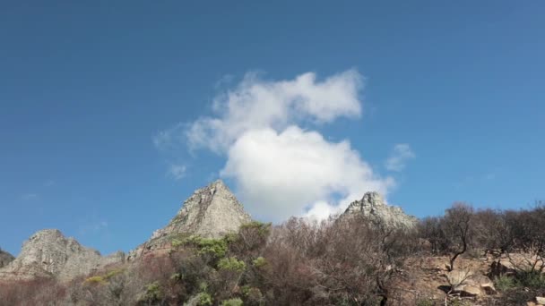 Wolken Langzaam Glijden Het Apostelen Gebergte Cape Town — Stockvideo