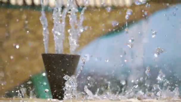 Água Subindo Caindo Câmera Lenta 180Fps — Vídeo de Stock