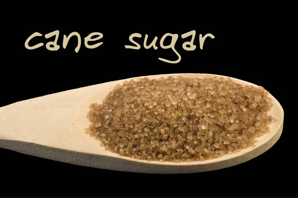 Ζάχαρη Από Ζαχαροκάλαμο Ξύλινο Κουτάλι Απομονώνονται Μαύρο Φόντο — Φωτογραφία Αρχείου