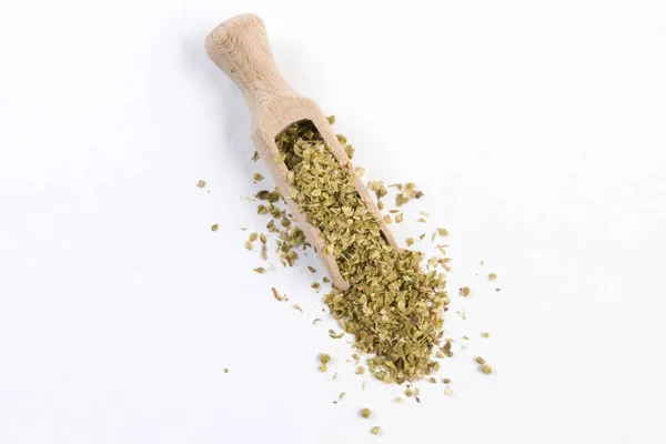 Oregano Kruid Houten Lepel Geïsoleerd Witte Background Top Weergave — Stockfoto