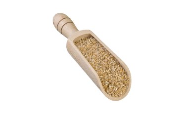 beyaz arka plan üzerinde izole ahşap kepçe ezilmiş. Beslenme. Biyo. doğal gıda maddesi.