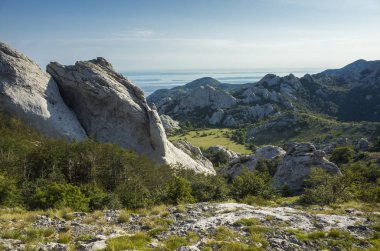 Paklenica Velebit Hırvatistan. Dalmaçya dağlarda güzel doğa ve manzara fotoğraf. 