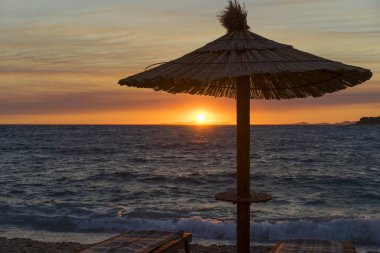 Adriyatik Denizi Hırvatistan, Europe, güzel gün batımı.