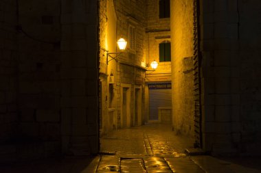  Gece güzel eski şehir. Trogir, Hırvatistan 