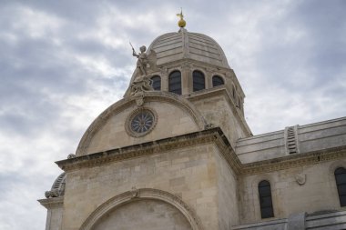 Sibenik Hırvatistan, 10 Eylül 2017, şehir, güzel güzel eski kilise ve cathedral St. James kentin mimarisini güzel sonbahar günü