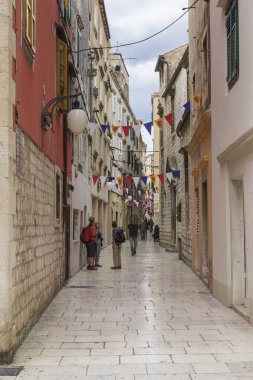 Sibenik Hırvatistan, 10 Eylül 2017, şehir, güzel sokak ve bina şehir güzel sonbahar günü