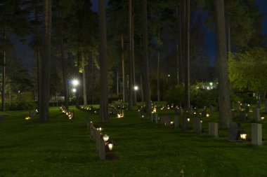 gece parkta ışıklar görünümü