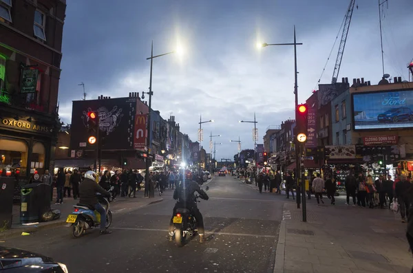 Camden Town London Storbritannien Oktober 2017 Människor Och Trafik Gatan — Stockfoto