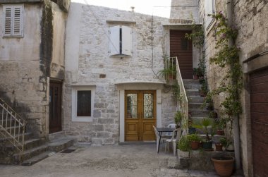 Sibenik Hırvatistan, 10 Eylül 2017, şehir, güzel sokak ve bina şehir güzel sonbahar günü