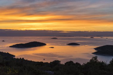 Adriyatik Denizi Hırvatistan, Europe, güzel gün batımı.