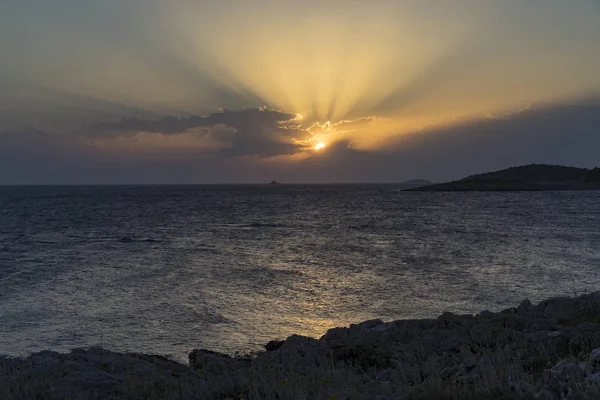 Adriyatik Denizi Hırvatistan, Europe, güzel gün batımı.