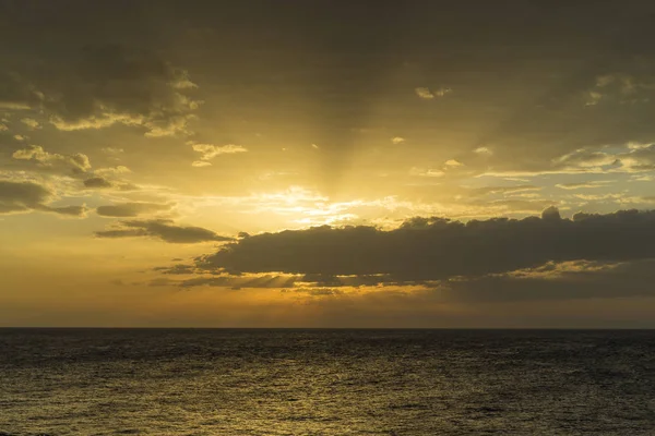 Adriyatik Denizi Hırvatistan, Europe, güzel gün batımı.