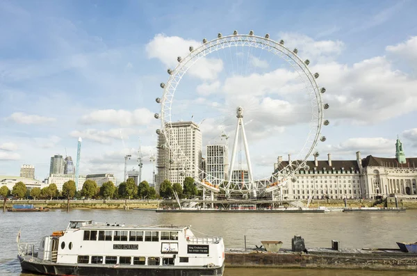 ロンドン イギリス 2017 有名な目の観覧 ニースの詳細とイングランドにおける建築のイメージ — ストック写真