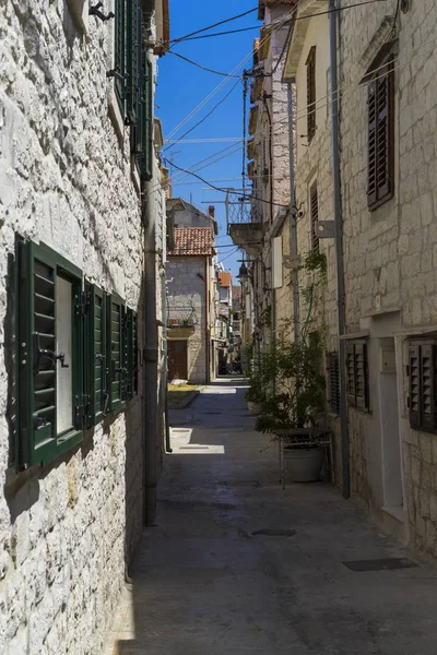 Old City Trogir, Croatia.Nice yaz günü şehirde sıcak.