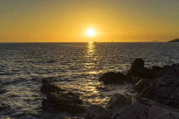 Adriyatik Denizi Hırvatistan, Europe, güzel gün batımı.