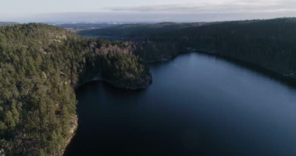 Flygfoto Över Landskapet Med Sjöar Och Öar Dagtid — Stockvideo