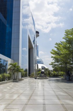 Gündüz modern mimariye bakış