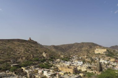Jaipur, Hindistan 'da Amber Fort Construction altında şehir manzarası
