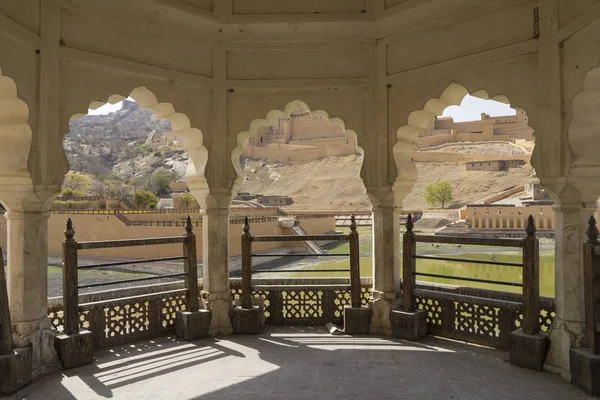 Θέα Της Κατασκευής Amber Fort Στο Τζαϊπούρ Ινδία Εικόνα Αρχείου