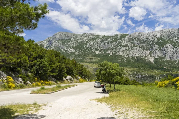 gündüz dağların doğal görünümü 