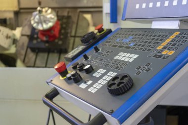 5 Eksen Cnc jet türbin kesim masası ile işleme.