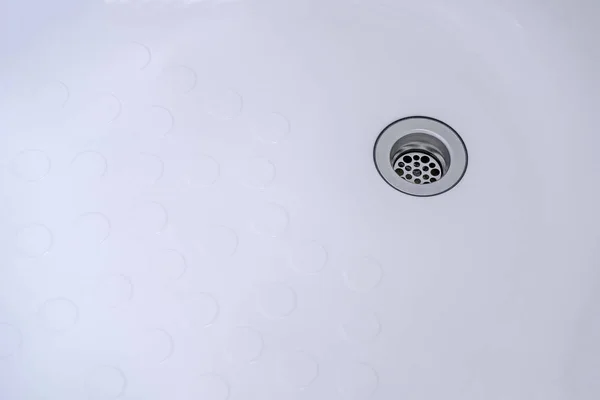 浴室水槽上的排水孔 水槽孔 — 图库照片
