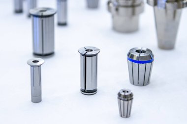 Collet Chuck araç kolejleri birçok tye, CNC makinesi ayarlayın