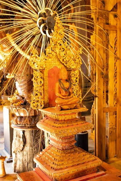 Интерьер Буддийского Храма Черный Храм Таиланд — стоковое фото