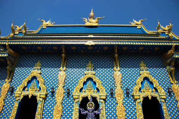 亚洲宗教建筑和雕像 泰国蓝寺 — 图库照片
