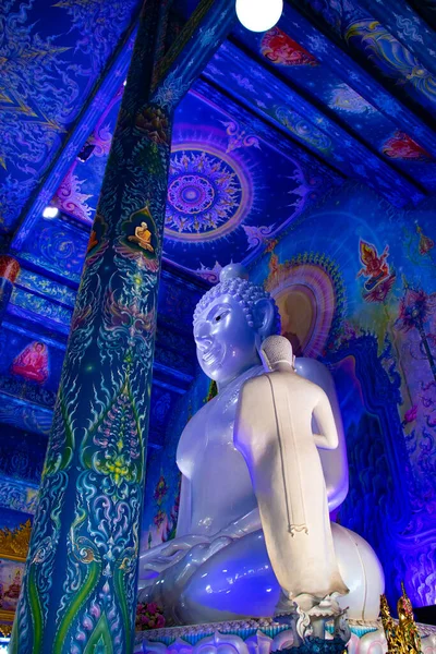 Bajo Ángulo Estatua Buda Templo Azul Tailandia — Foto de Stock