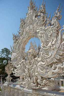 Tayland. Chiang Rai. Beyaz Tapınak