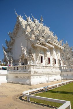 Tayland. Chiang Rai. Beyaz Tapınak