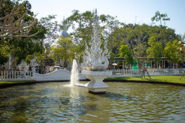 Tayland. Chiang Rai. Beyaz Tapınak